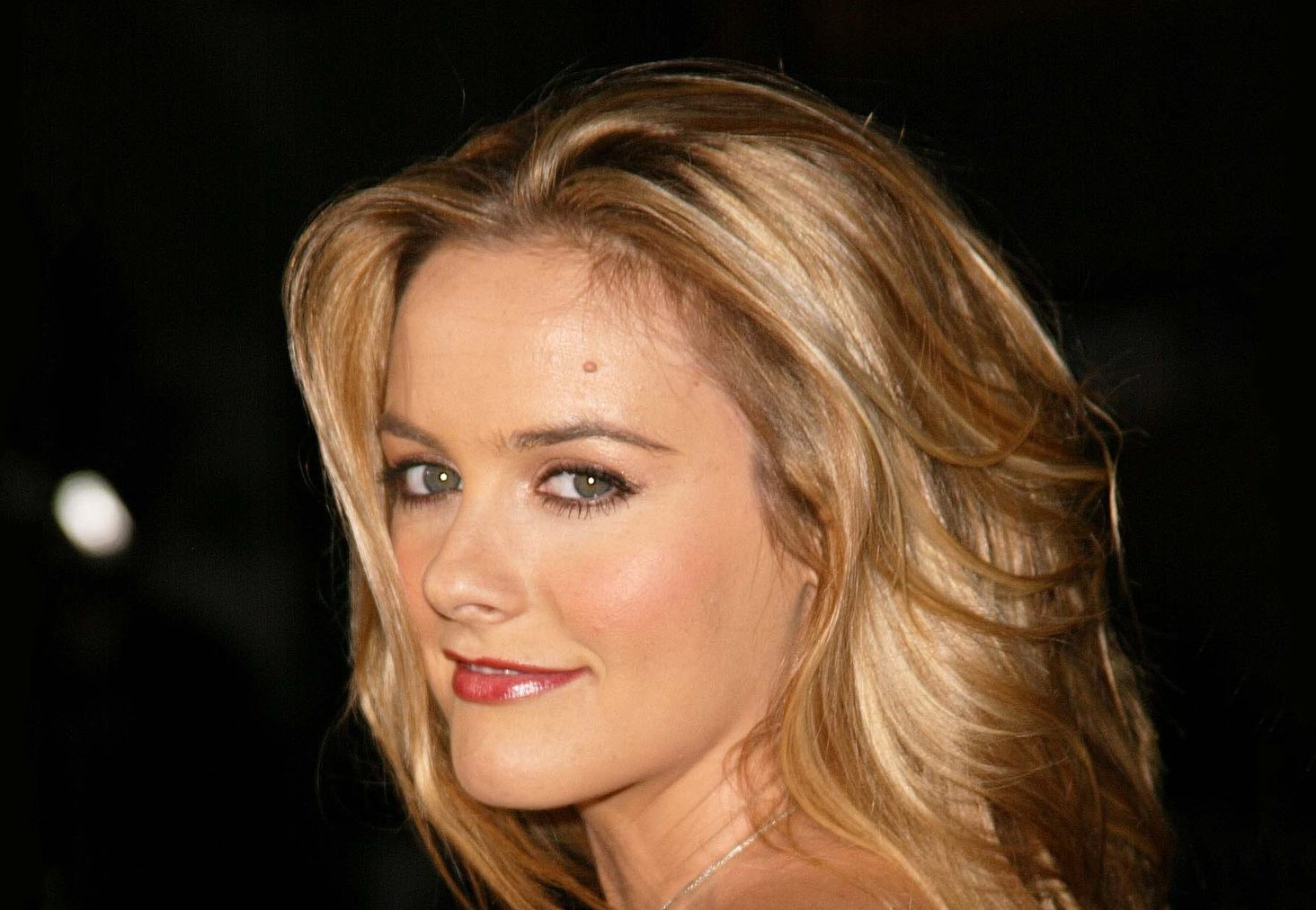 Alicia Silverstone